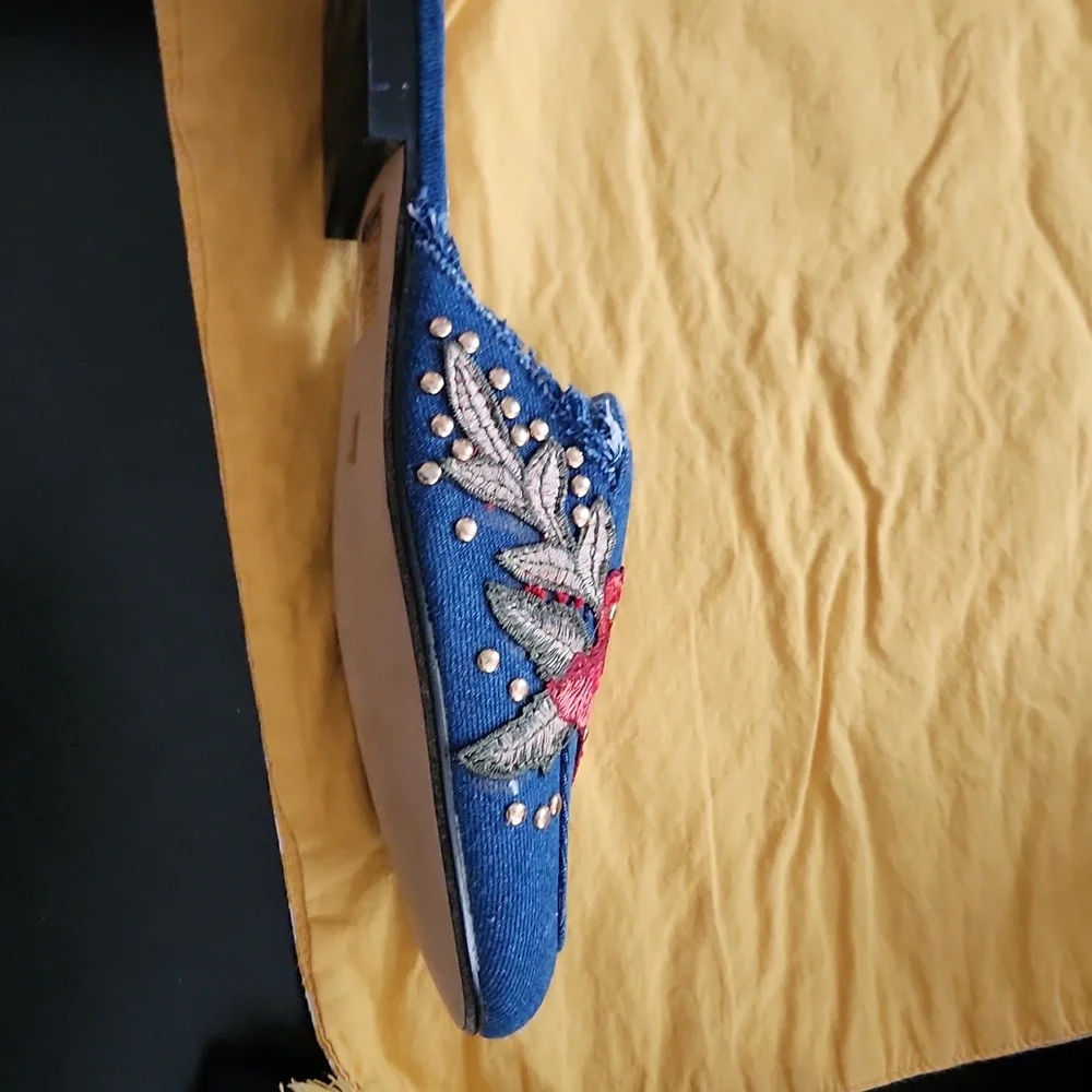 Shoes - Picture 3 of 3
